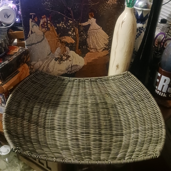 β€Pier 1 Huge Chef Wicker Serving Tray 20"Γ14"Γ5",Table Fruit Center Piece.π₯° - Picture 3 of 16